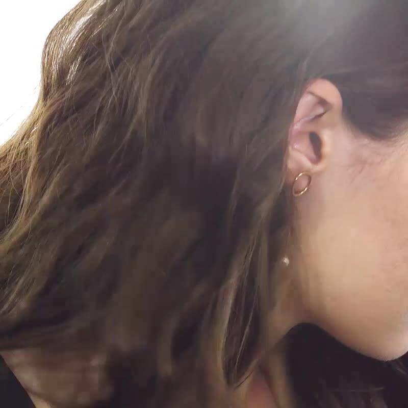 Chow Sang Sang 周生生 La Pelle 18K Rose Gold Akoya Pearl Single Earring 90029E [Sold Single Not Pair]