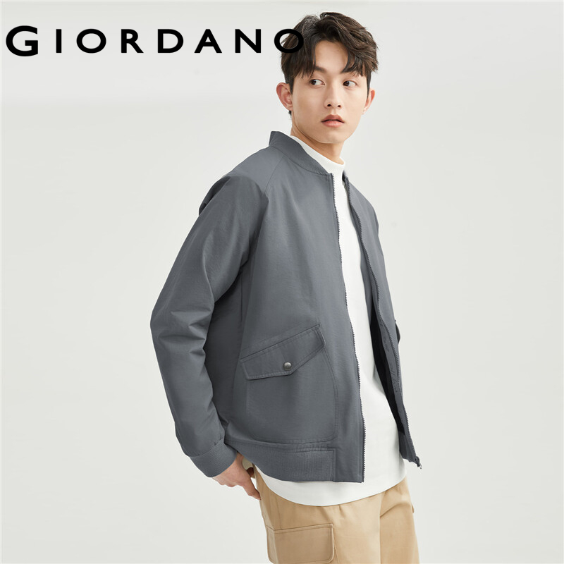 GIORDANO Men Bomber Jackets Big Pockets Stand Collar Warm Bomber Jackets Raglan Sleeve Loose Fashion Casual Jackets 18072006